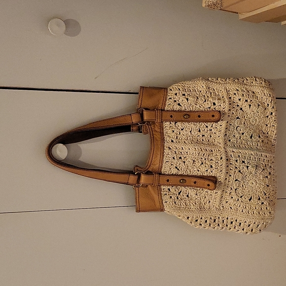 Lucky Brand Purse - Picture 1 of 9